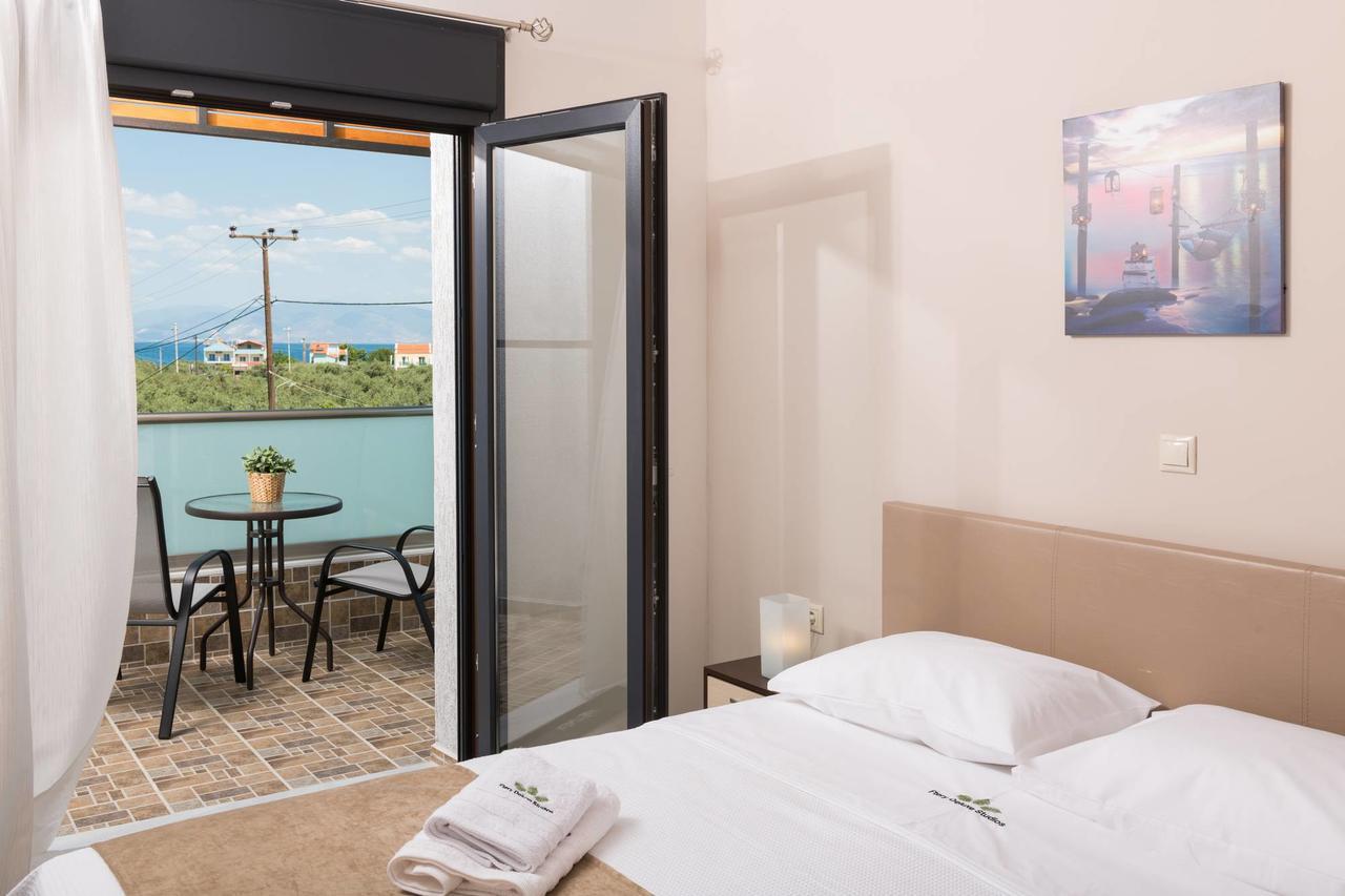 Ftery Hotel Skala Rachoni  Ngoại thất bức ảnh