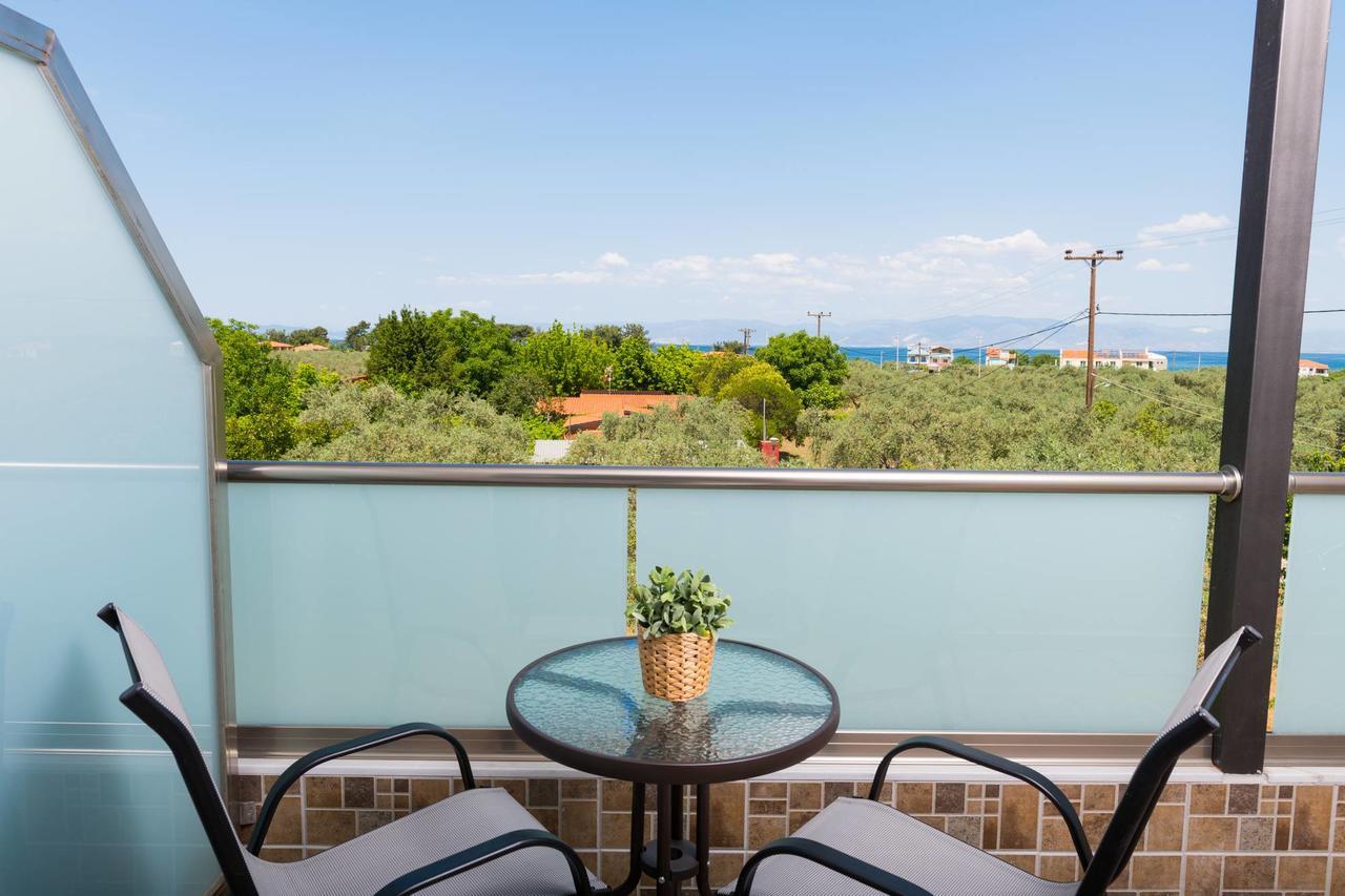 Ftery Hotel Skala Rachoni  Ngoại thất bức ảnh