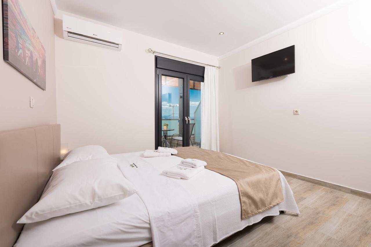 Ftery Hotel Skala Rachoni  Ngoại thất bức ảnh
